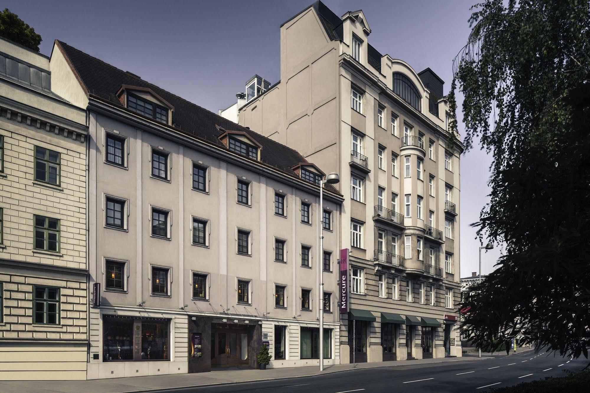 Hotel Mercure Secession 4*